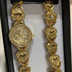 Ladies Fashion Watch & Matching Bracelet